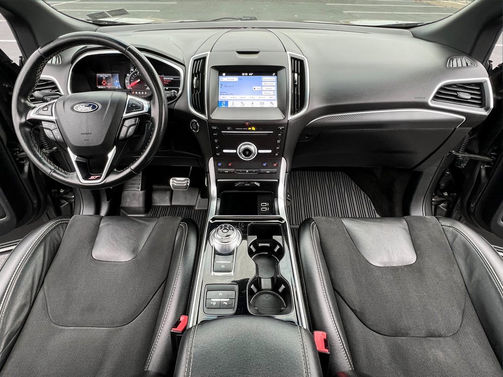 Used 2019 Ford Edge ST w/ Equipment Group 401A image 4