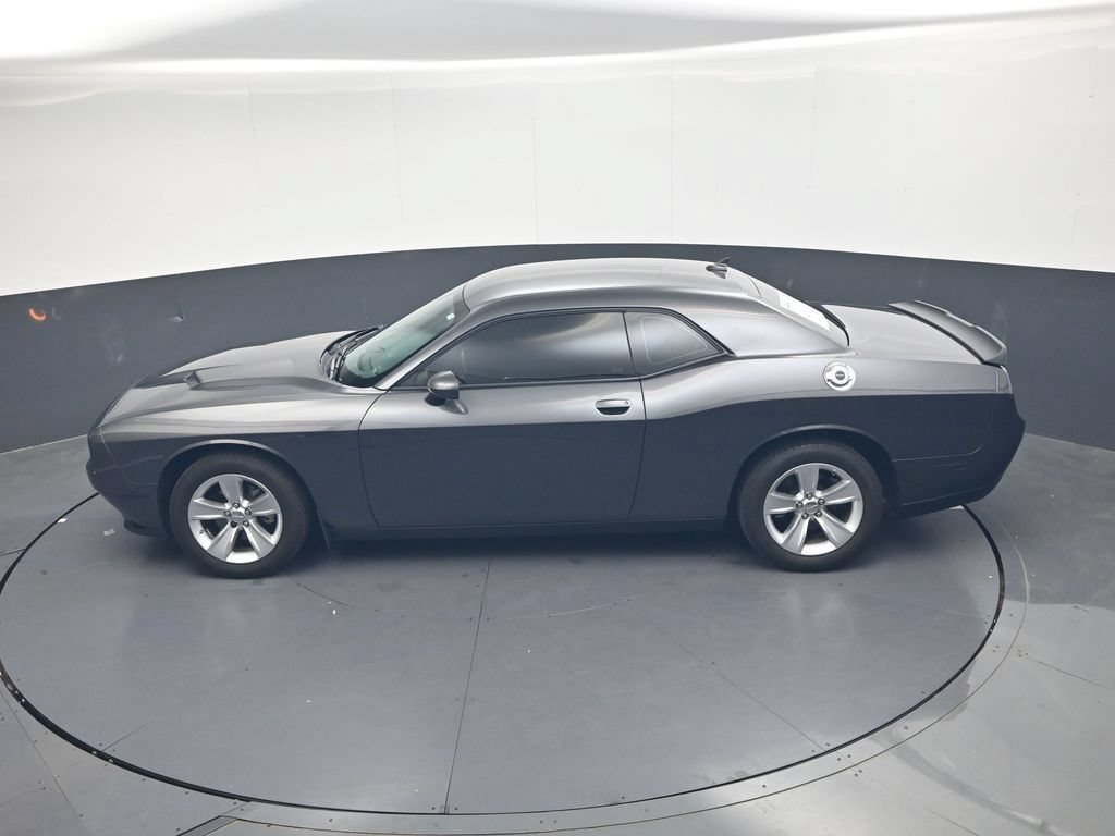 Used 2023 Dodge Challenger SXT RWD image 34