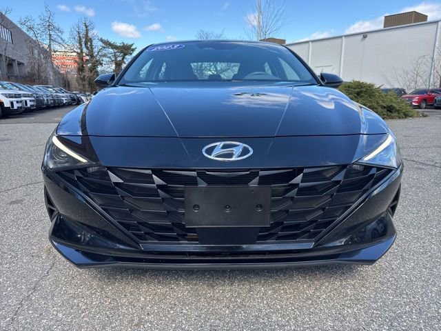 Used 2023 Hyundai Elantra SEL w/ Convenience Package image 2