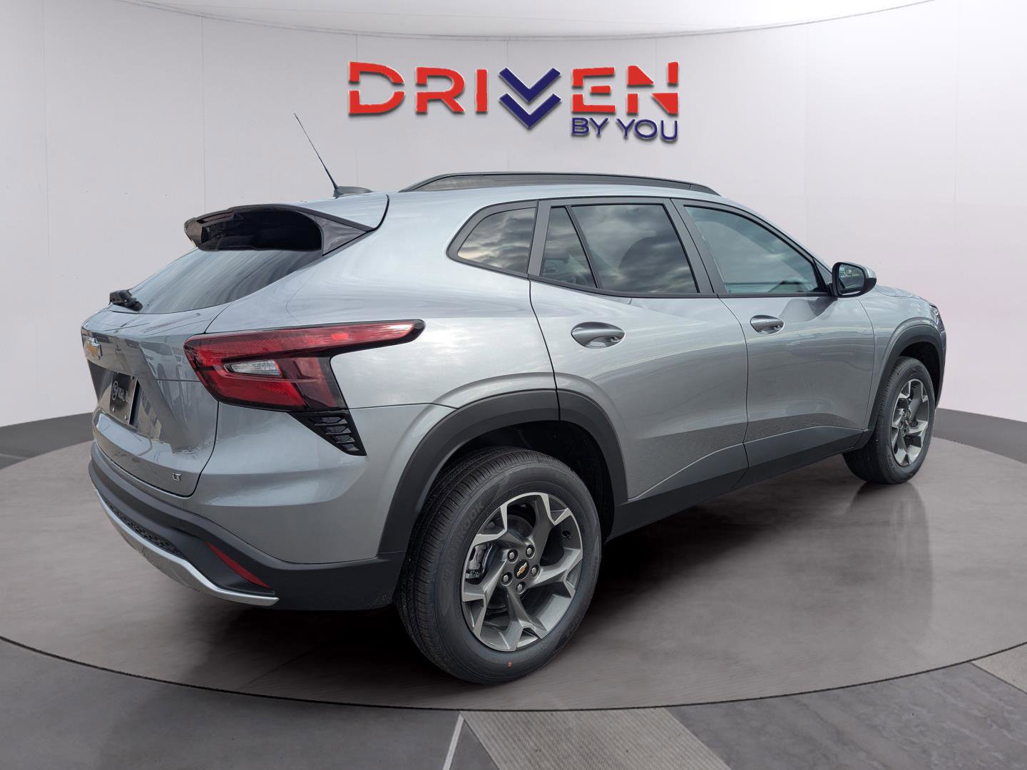 New 2026 Chevrolet Trax LT w/ Driver Confidence Package image 5