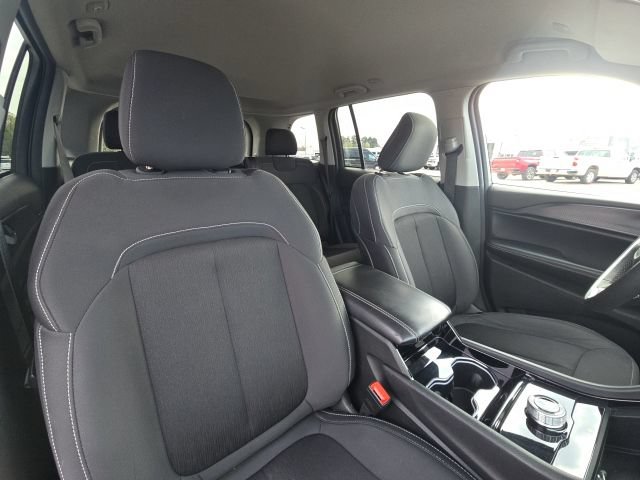 Used 2023 Jeep Grand Cherokee Laredo RWD image 20