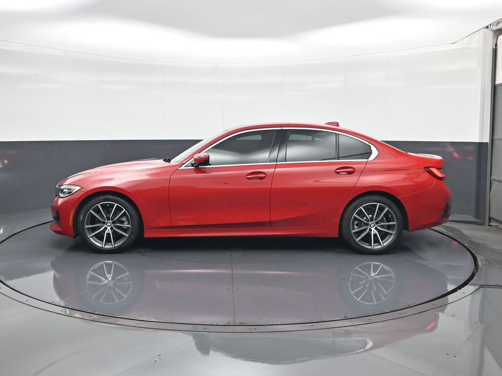 Used 2022 BMW 330i Sedan w/ Premium Package image 4