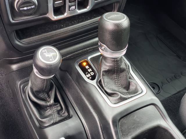 Used 2021 Jeep Gladiator Sport AWD/4WD image 16