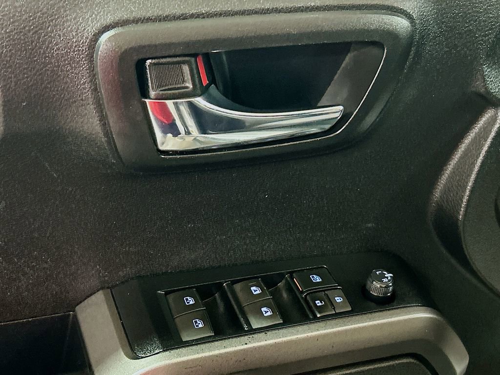 Used 2023 Toyota Tacoma TRD Sport AWD/4WD image 15