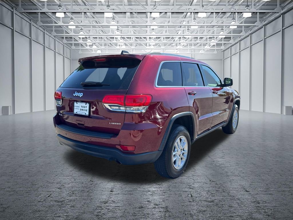 Used 2018 Jeep Grand Cherokee Laredo AWD/4WD image 7