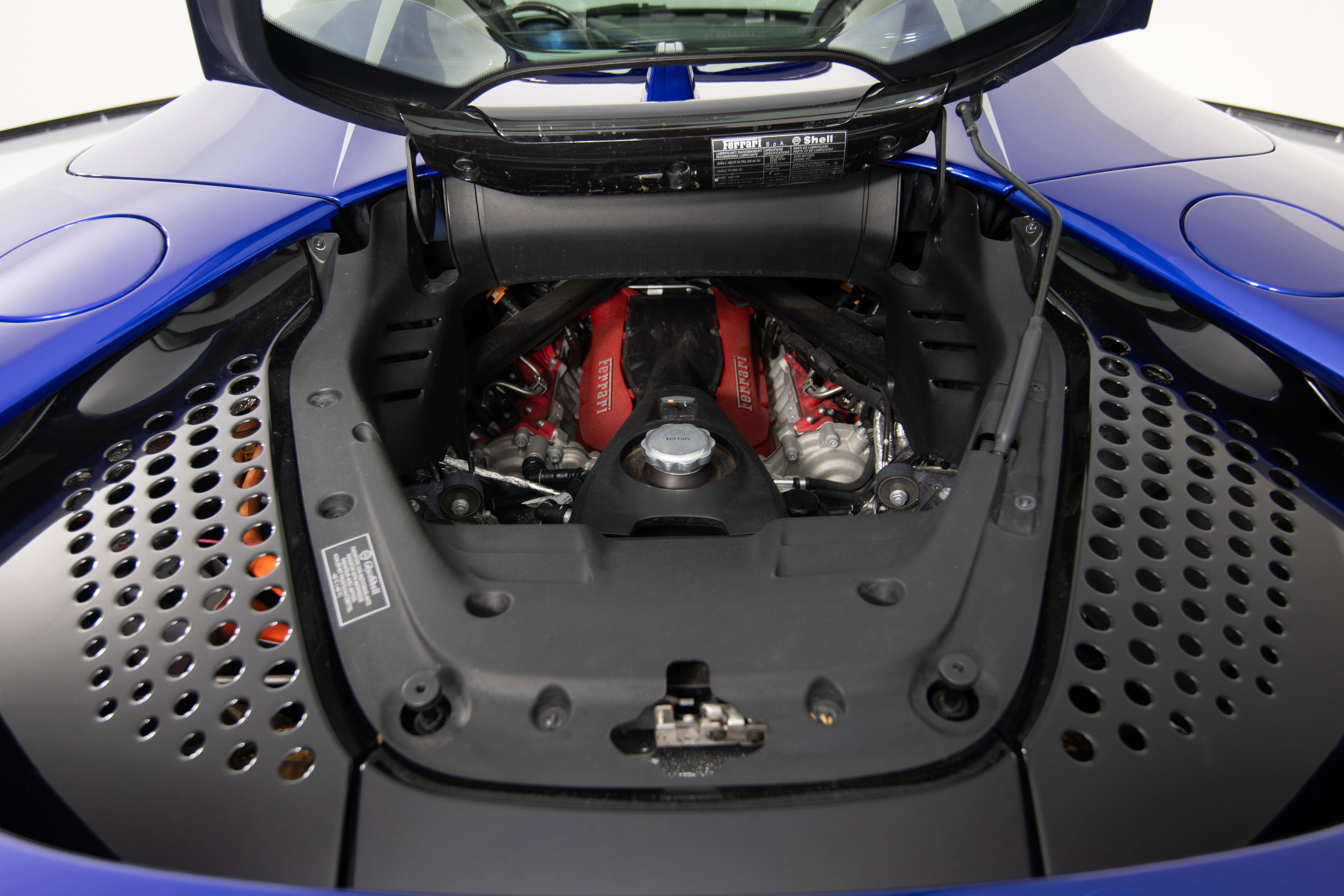 Certified 2022 Ferrari SF90 Spider AWD/4WD image 18