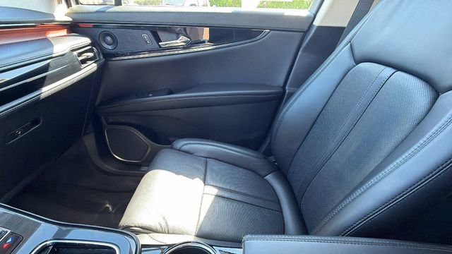 Used 2023 Lincoln Nautilus Reserve w/ Equipment Group 201A AWD/4WD image 23