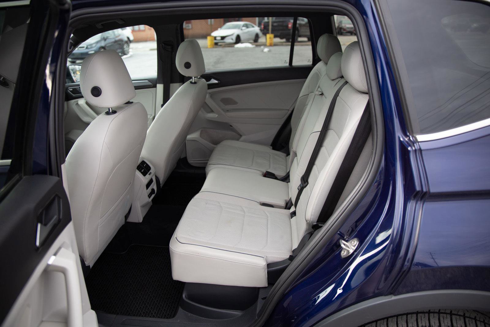 Used 2022 Volkswagen Tiguan SEL R-Line image 23