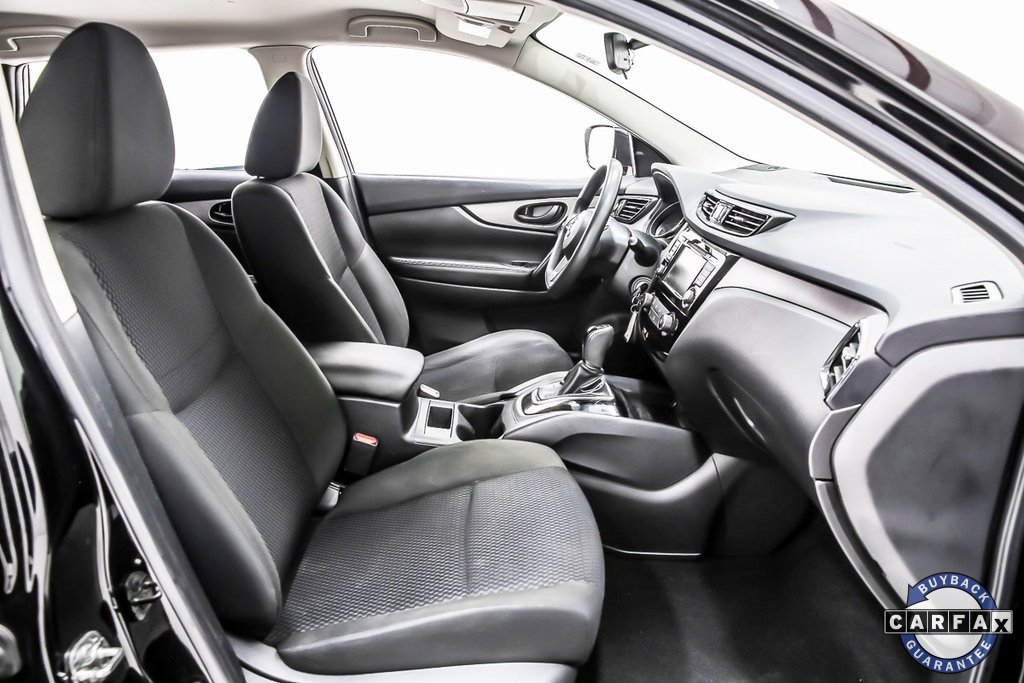 Used 2021 Nissan Rogue Sport S image 34