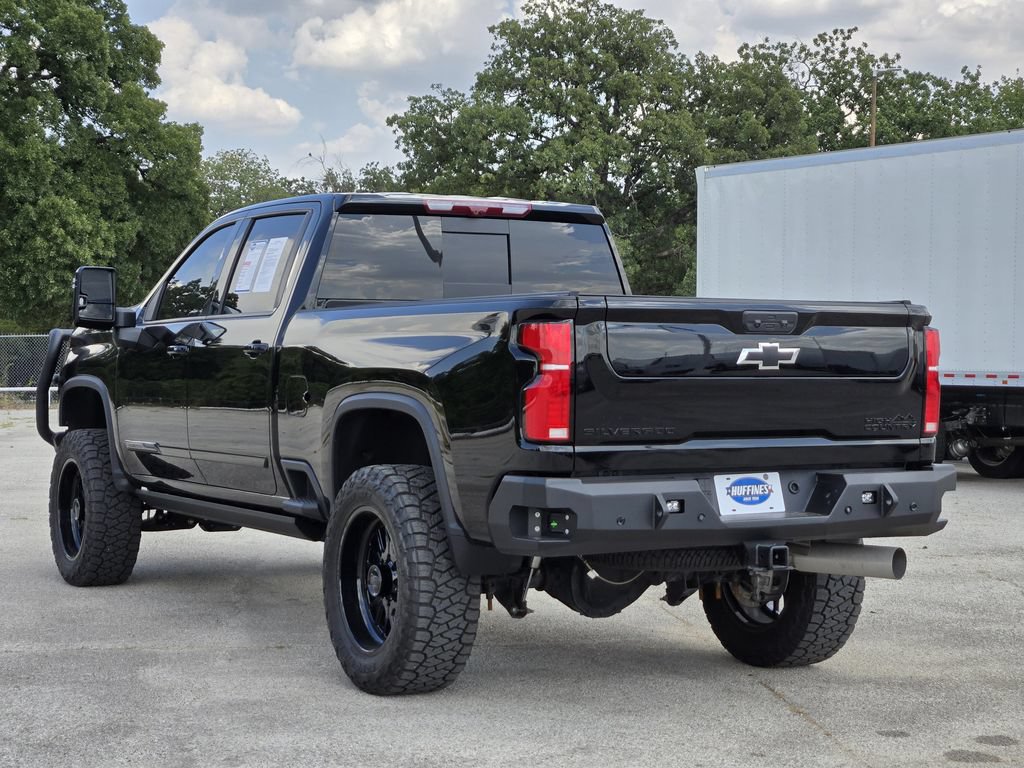 Used 2025 Chevrolet Silverado 3500 High Country w/ High Country Premium Package AWD/4WD image 5