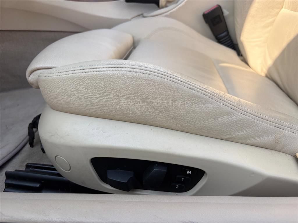 Used 2007 BMW 335i Convertible RWD image 15