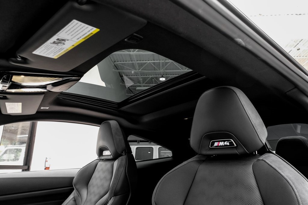 Used 2024 BMW M4 Coupe w/ Executive Package image 8