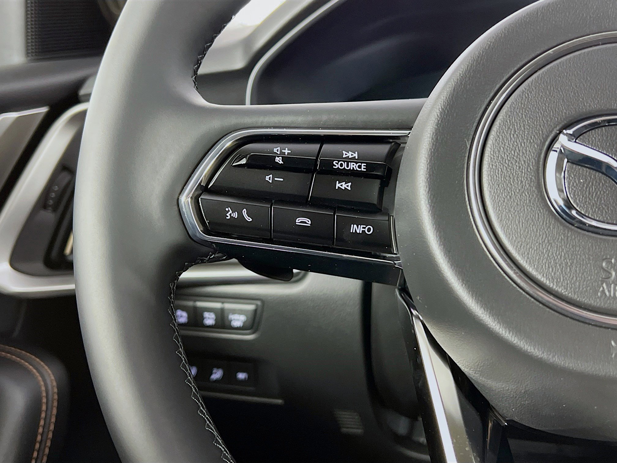 New 2026 MAZDA CX-70 3.3 Turbo w/ Preferred Package image 14