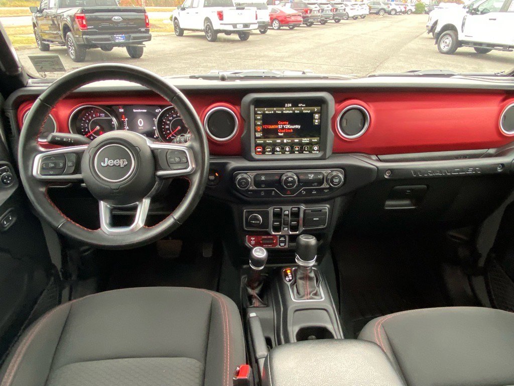 Used 2022 Jeep Wrangler Unlimited Rubicon w/ Safety Group image 13