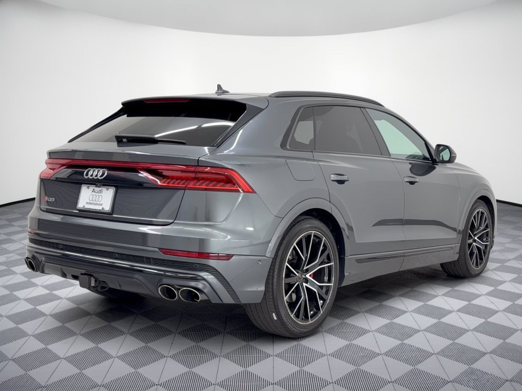 Used 2023 Audi SQ8 Prestige AWD/4WD image 9