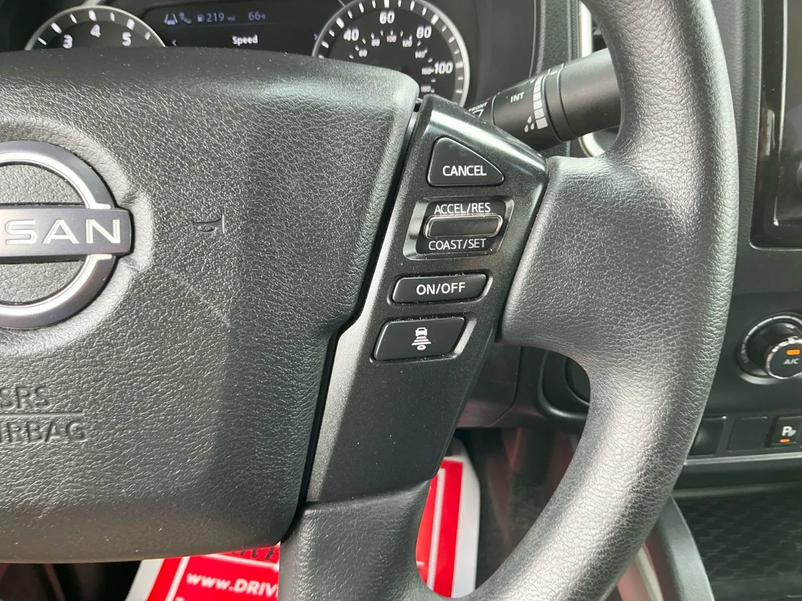 Used 2022 Nissan Frontier SV w/ Technology Package image 26