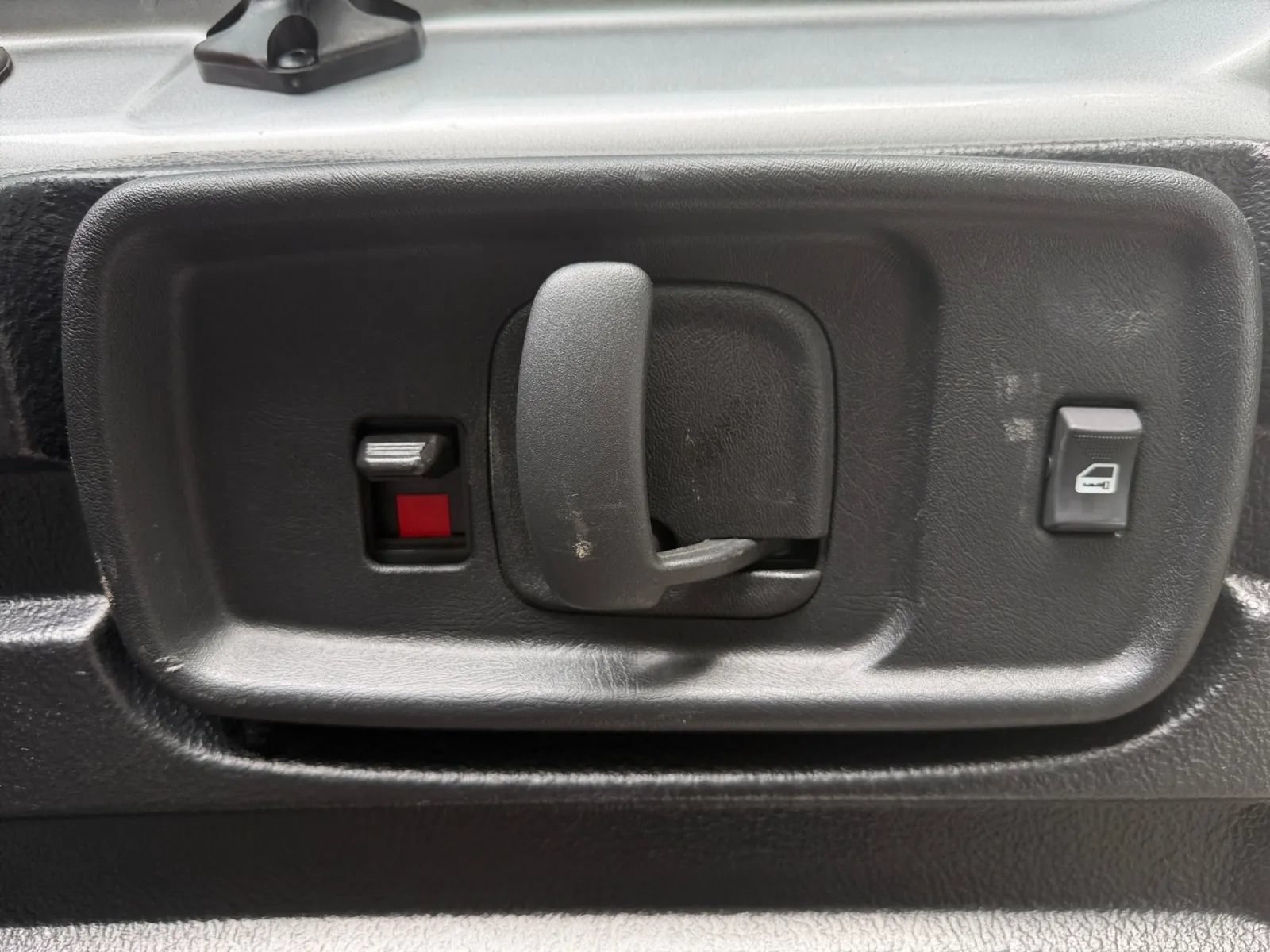 Used 2023 GMC Savana 2500 w/ Driver Convenience Package RWD image 29