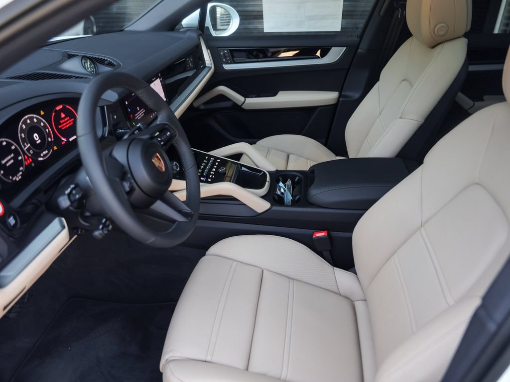 New 2026 Porsche Cayenne Coupe AWD/4WD image 17