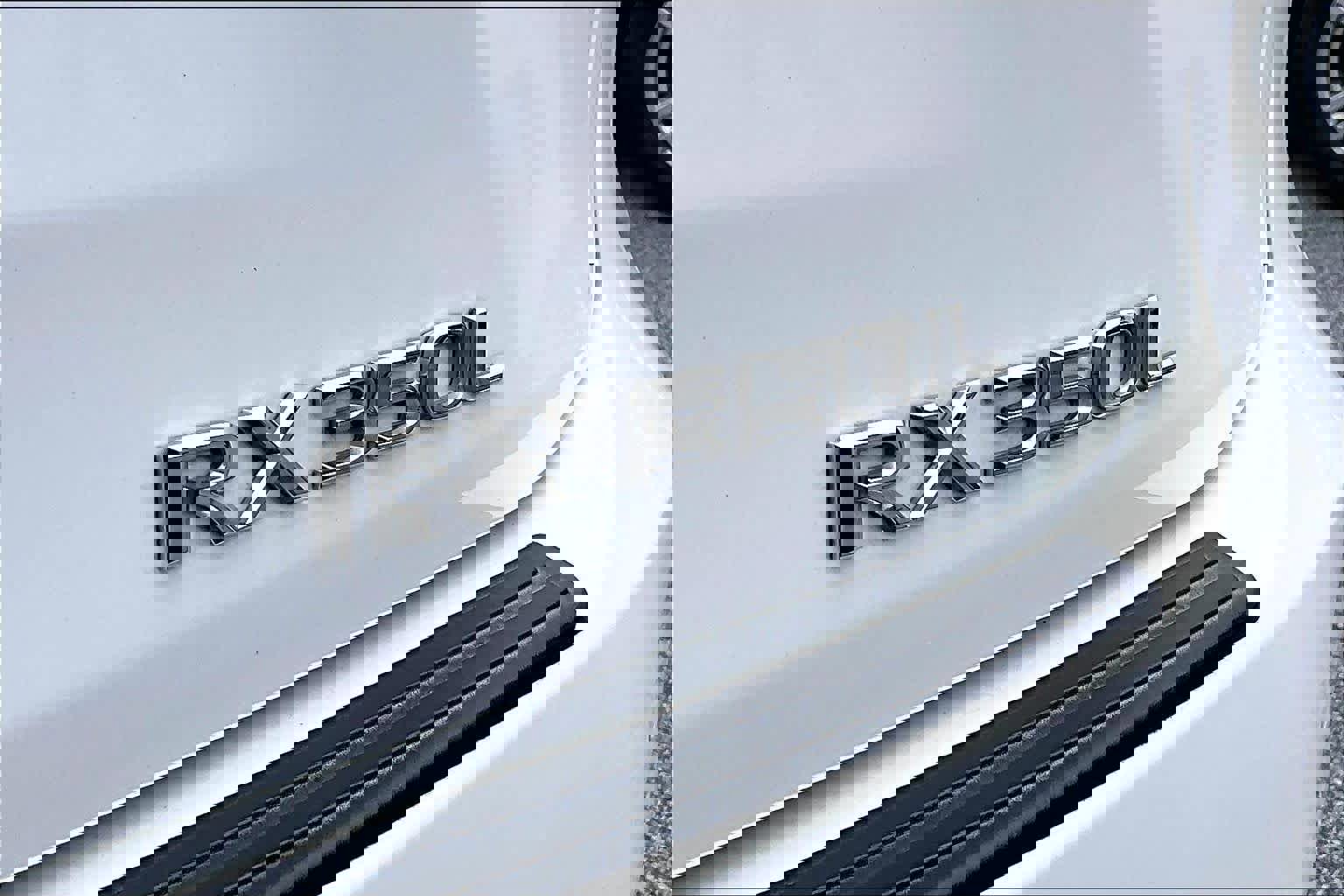 Used 2020 Lexus RX 350L image 29