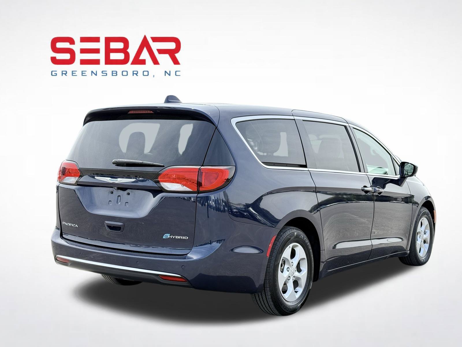 Used 2018 Chrysler Pacifica Touring Plus FWD image 10