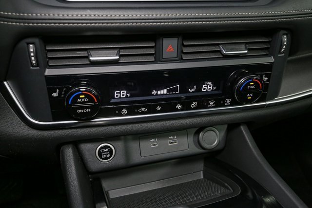 Used 2023 Nissan Rogue SV w/ SV Premium Package image 24