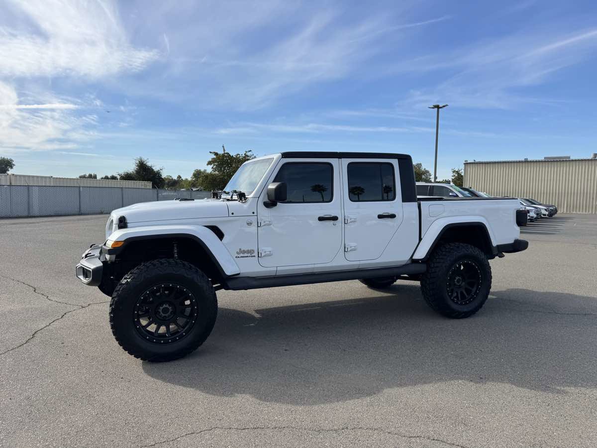 Used 2020 Jeep Gladiator Overland image 6