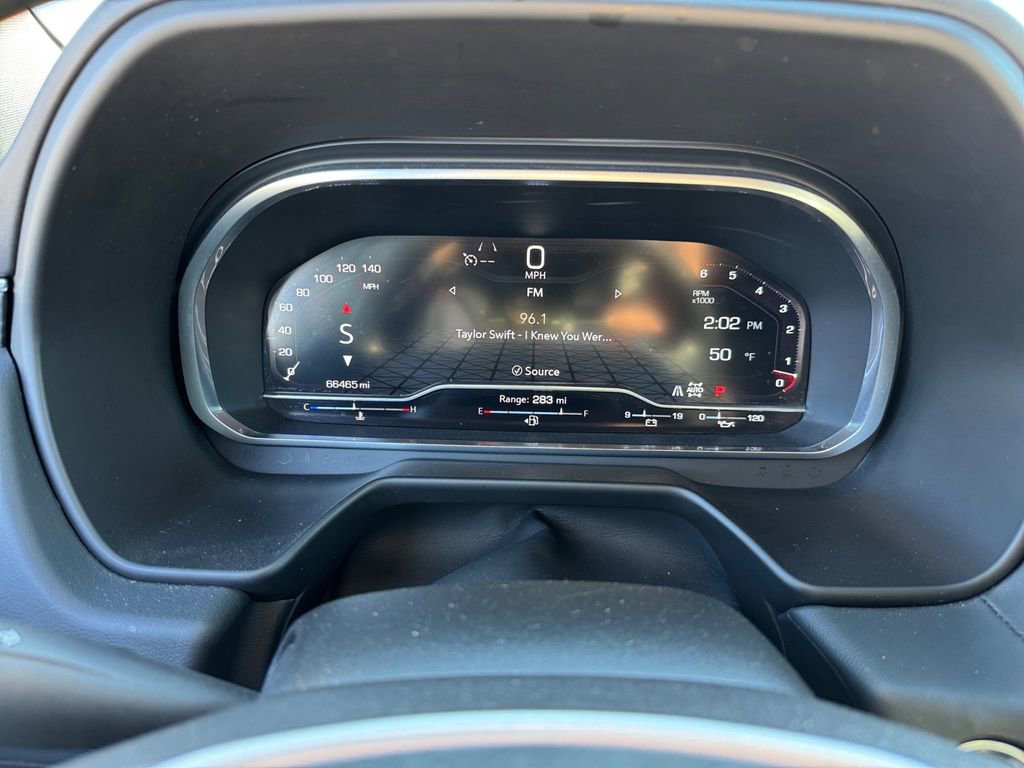 Used 2023 GMC Yukon SLT image 35