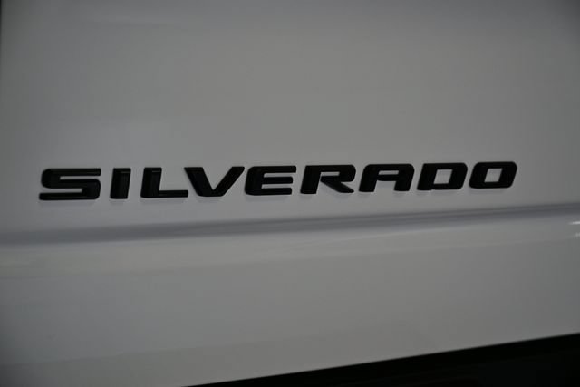 Used 2025 Chevrolet Silverado 1500 Custom w/ Turbomax Blackout Package AWD/4WD image 12