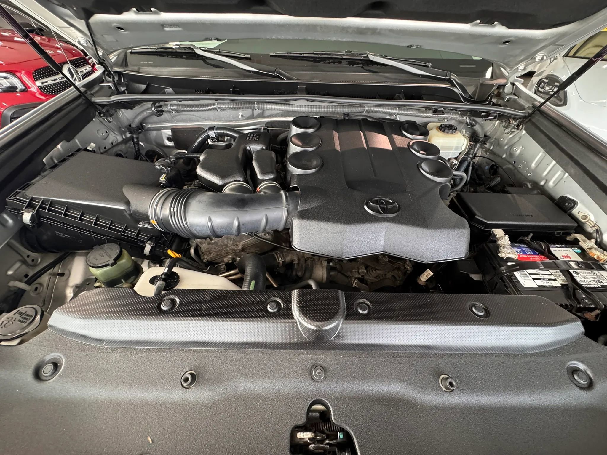 Used 2012 Toyota 4Runner Limited image 40