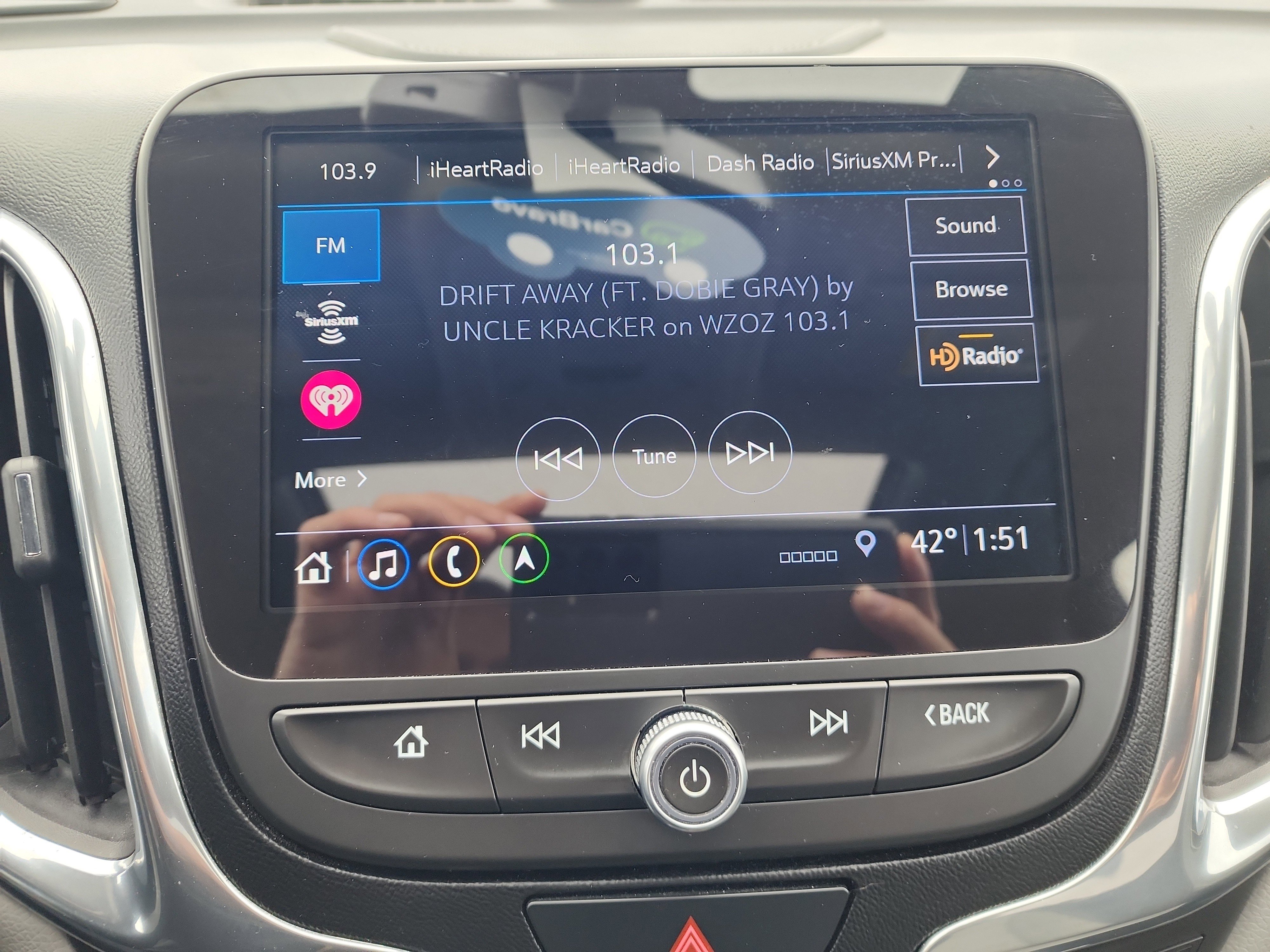 Used 2019 Chevrolet Equinox Premier image 18