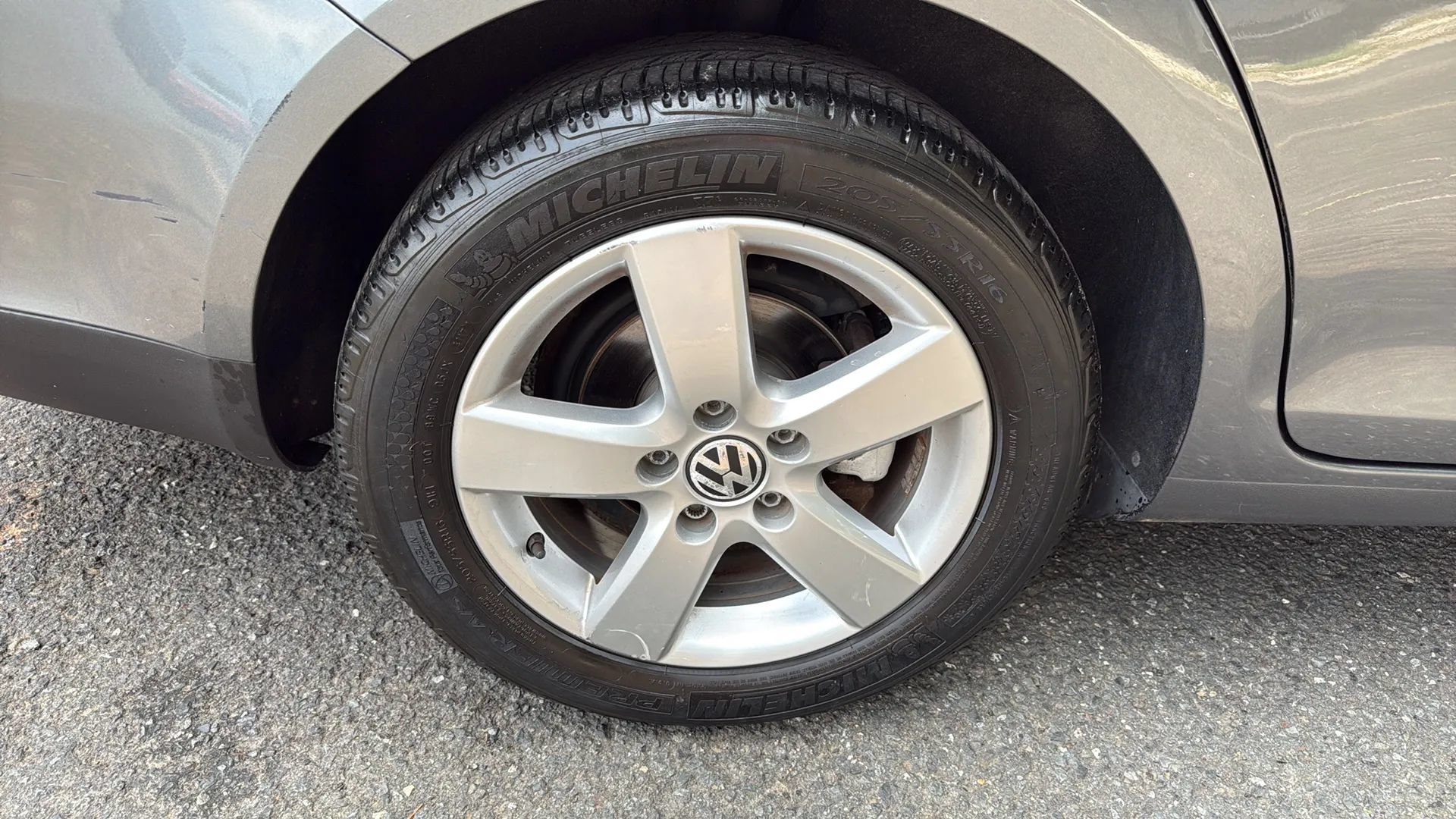 Used 2009 Volkswagen Jetta SE FWD image 11