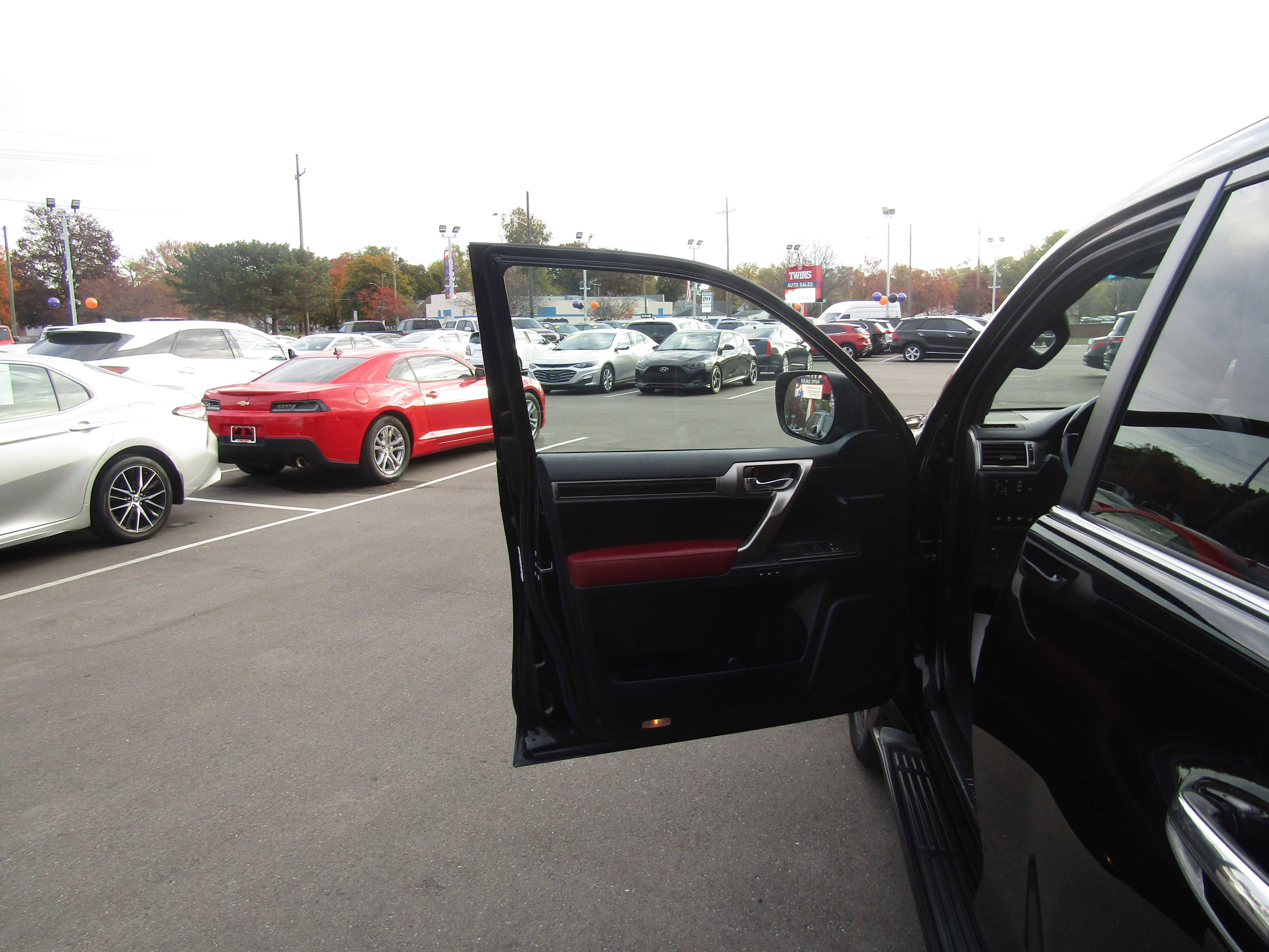 Used 2021 Lexus GX 460 Premium w/ Premium Package image 7