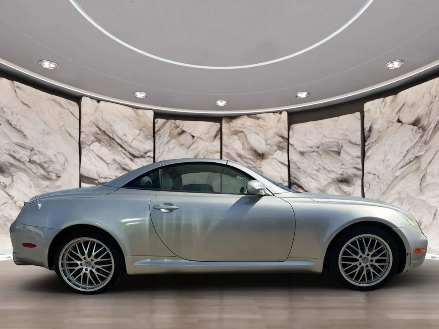 Used 2002 Lexus SC 430 Convertible RWD image 7