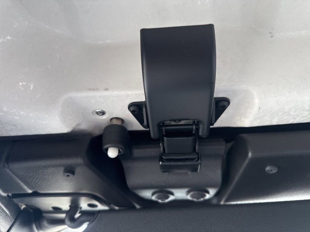 New 2025 Jeep Gladiator Sport image 39