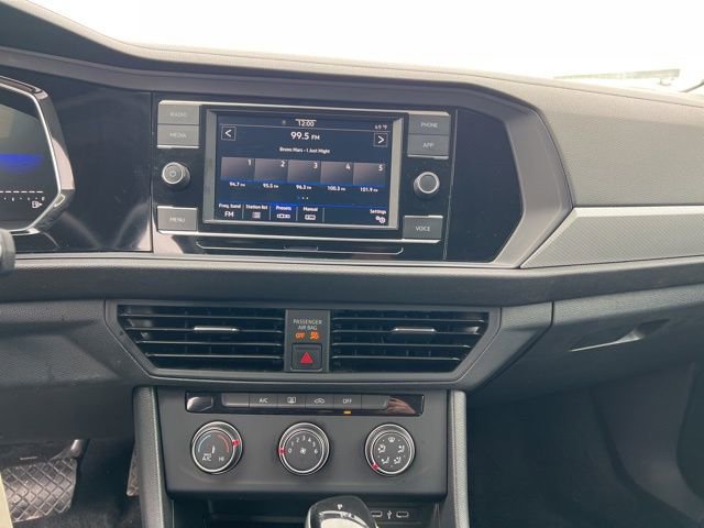 Used 2024 Volkswagen Jetta S image 16