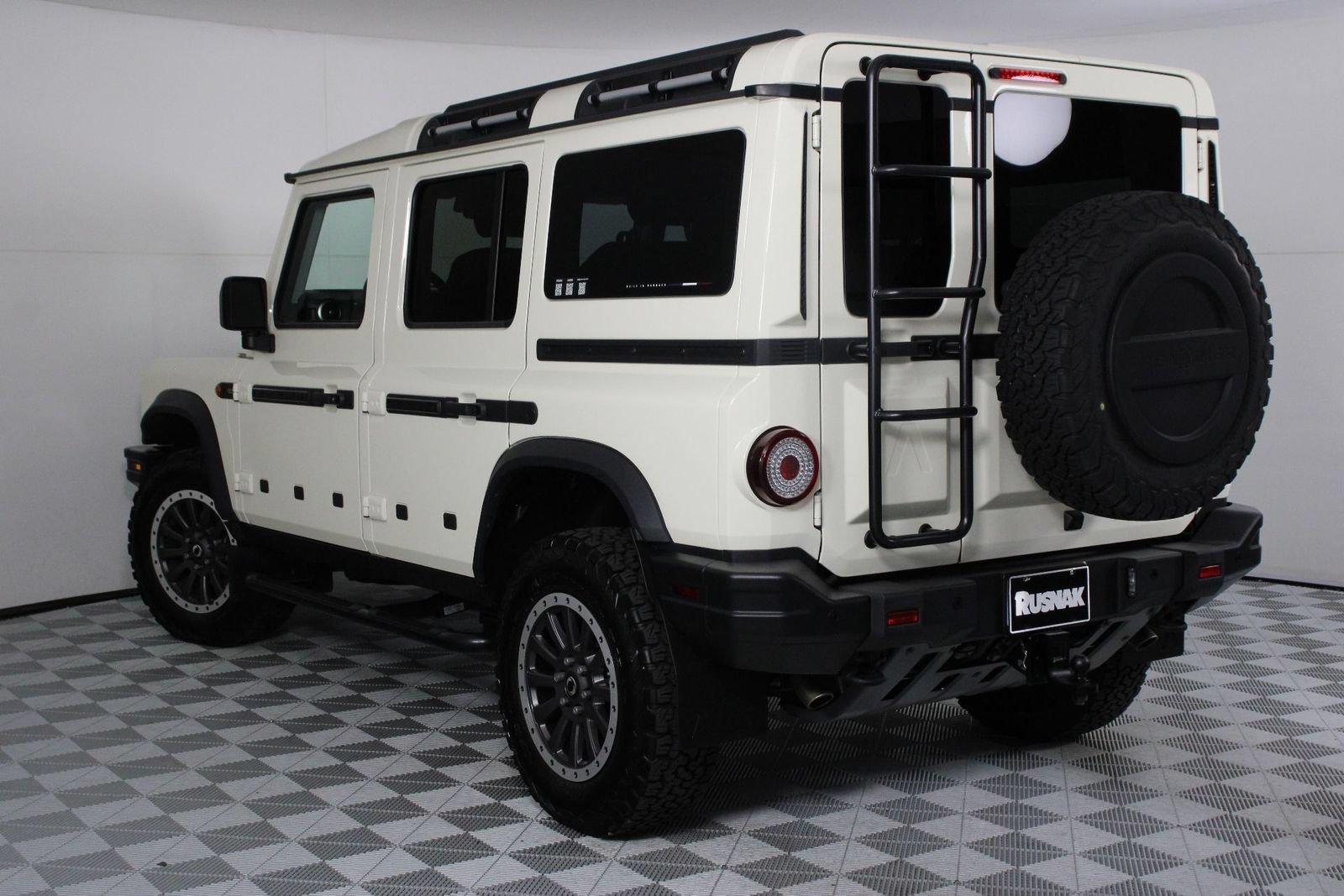 Used 2025 INEOS Grenadier AWD/4WD image 4