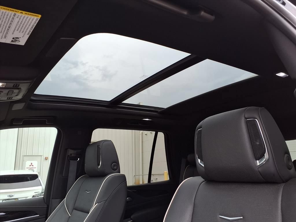 Certified 2024 Cadillac Escalade Sport AWD/4WD image 24