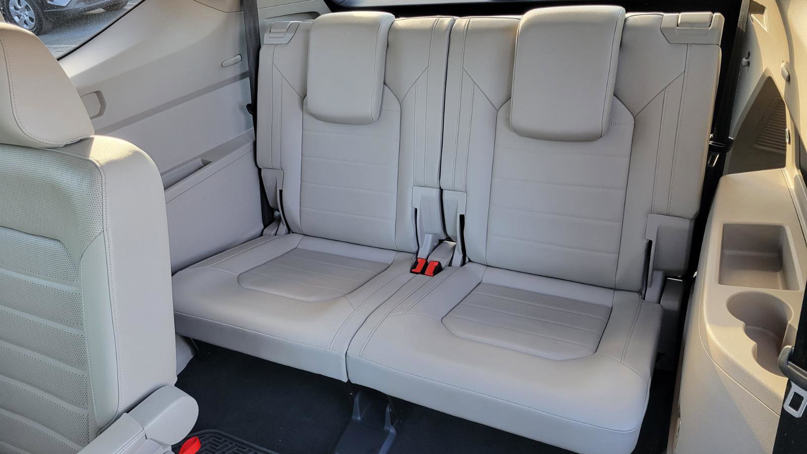 Used 2019 Volkswagen Atlas SEL Premium image 36