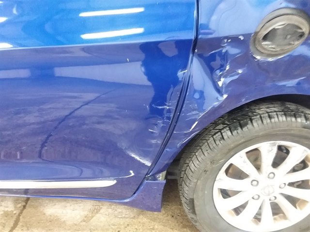 Used 2018 Chrysler Pacifica Touring-L image 19