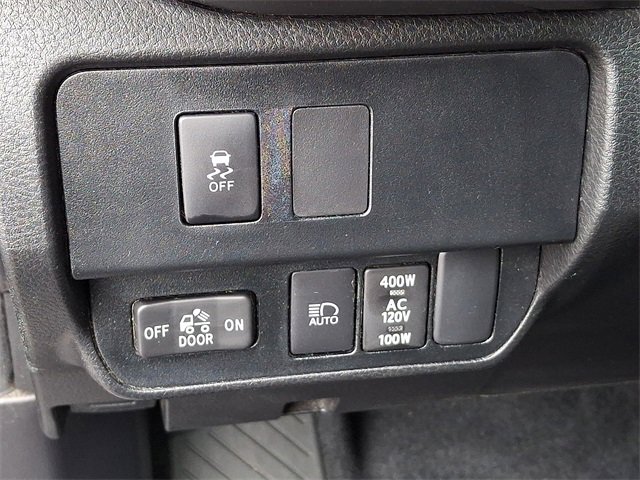 Used 2022 Toyota Tacoma TRD Off-Road image 28