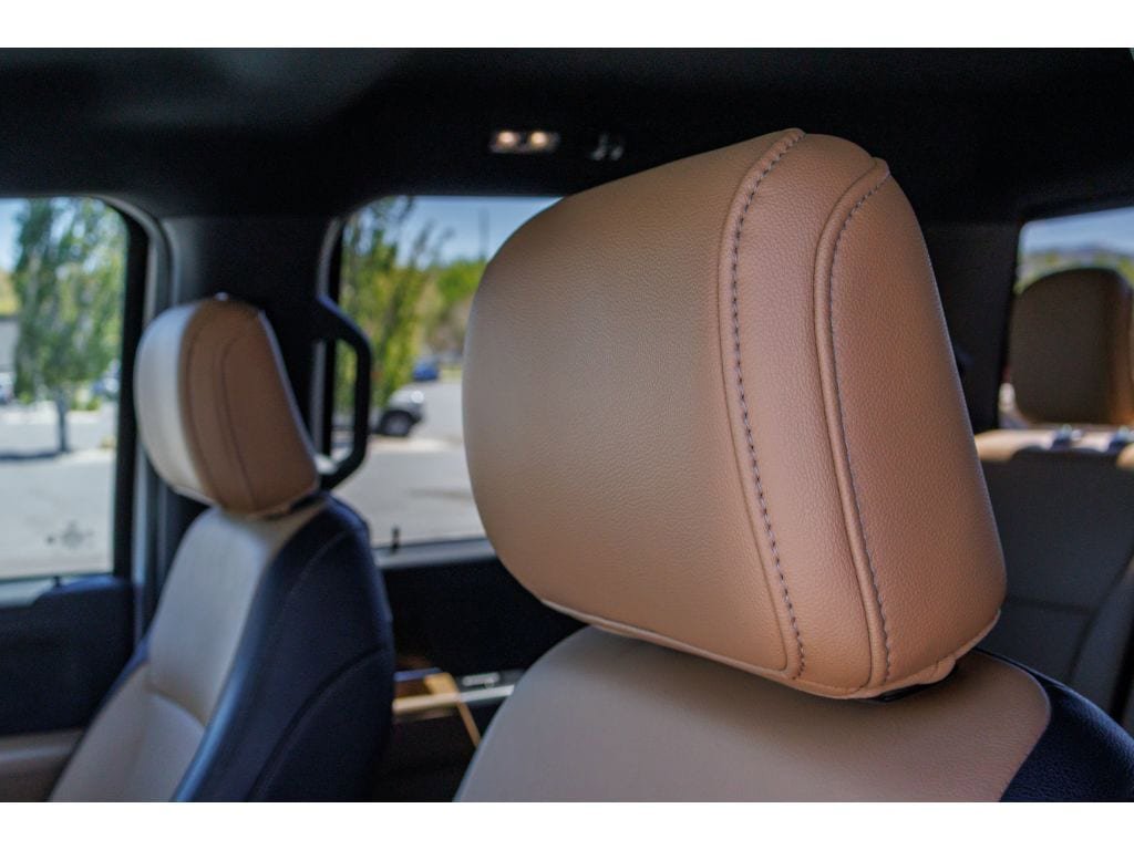 Used 2022 Ford F150 Lariat AWD/4WD image 17