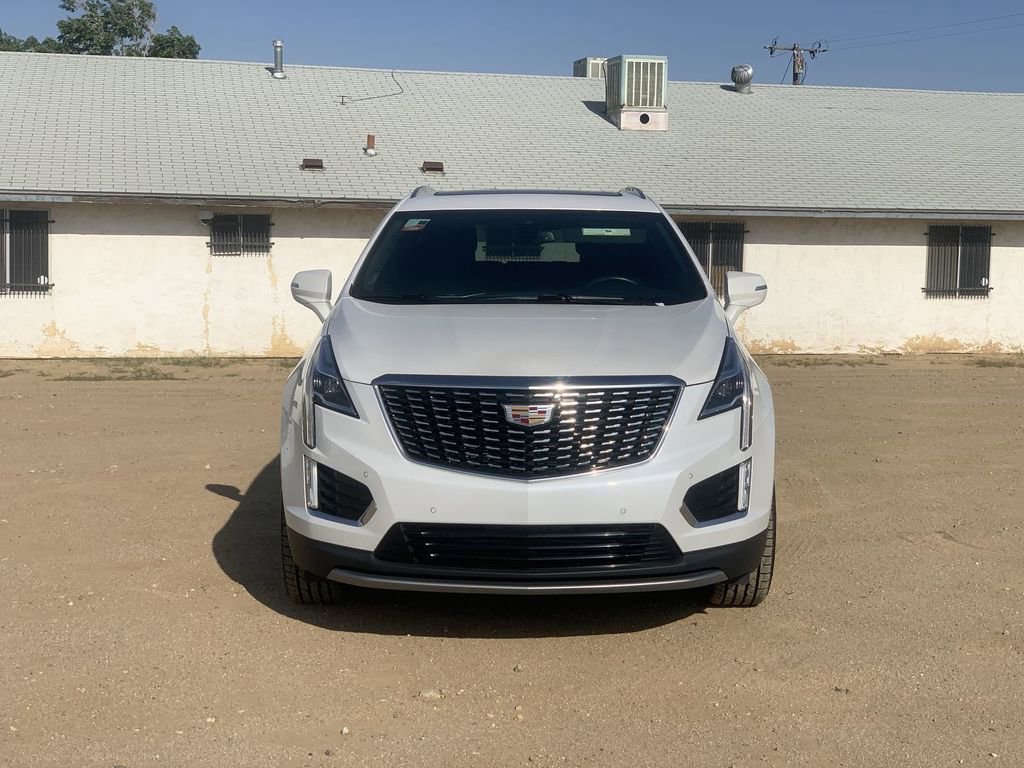 Certified 2024 Cadillac XT5 Premium Luxury FWD image 2