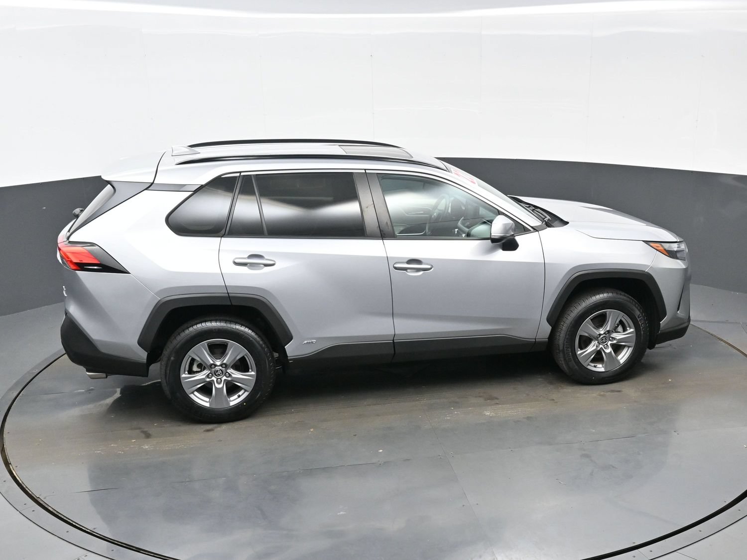 Used 2022 Toyota RAV4 XLE w/ Convenience Package AWD/4WD image 42