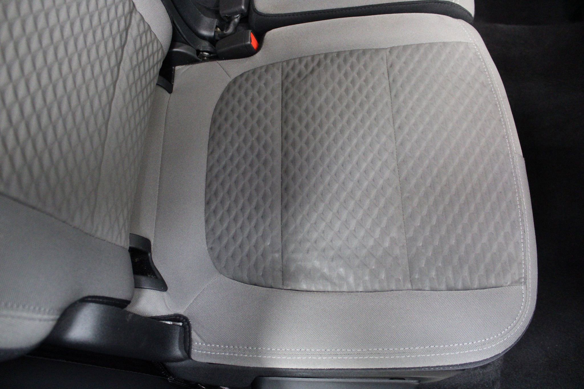 Used 2020 Ford Escape SE image 27