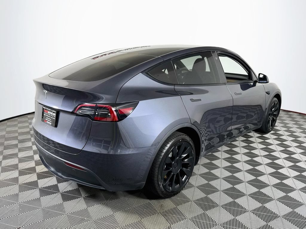 Used 2023 Tesla Model Y Long Range AWD/4WD image 7