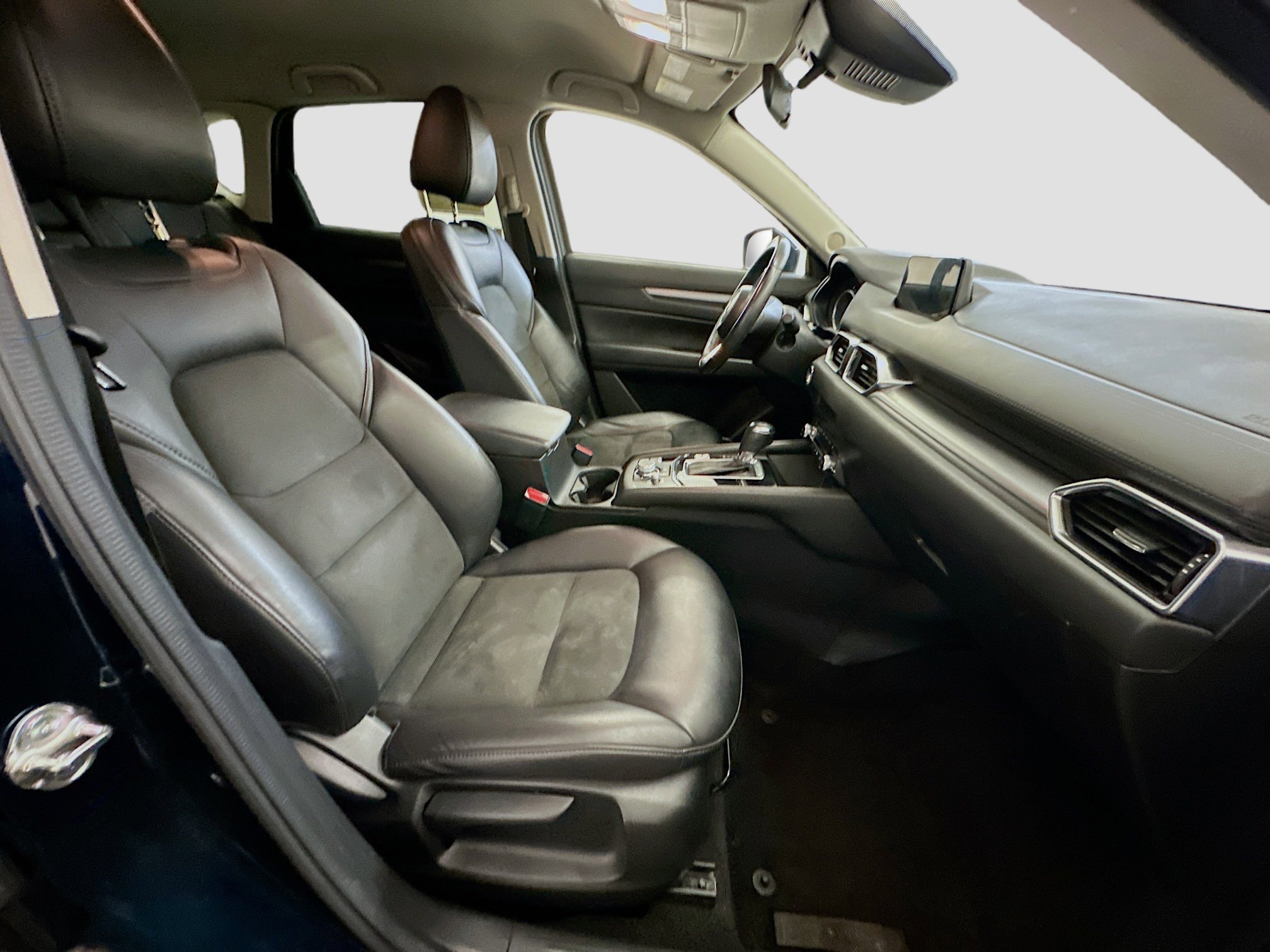 Used 2019 MAZDA CX-5 Touring image 32