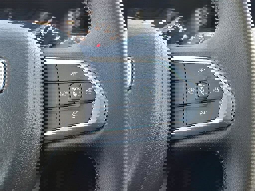 New 2026 Jeep Compass Latitude image 24