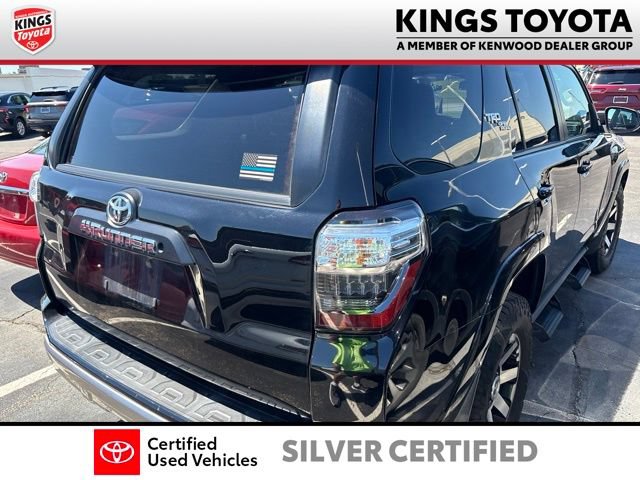 Used 2018 Toyota 4Runner TRD Off-Road Premium AWD/4WD image 7
