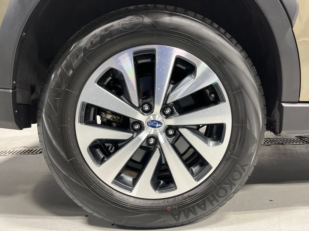 Used 2024 Subaru Outback Premium AWD/4WD image 39