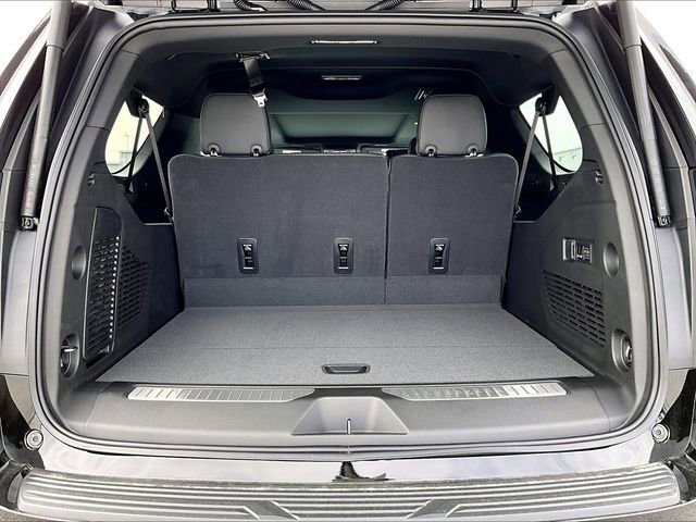 New 2026 Chevrolet Suburban Premier image 15
